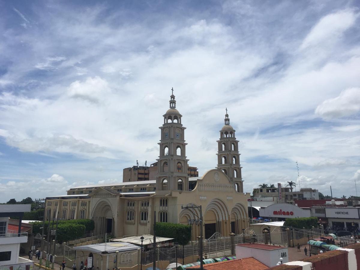 Hotel Arcos Del Parque Acayucan 외부 사진